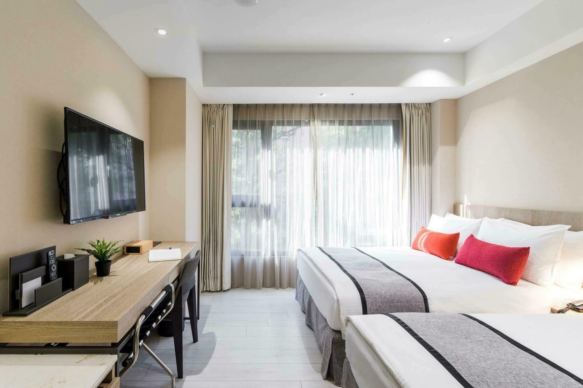 Icasa Hotel - By Cosmos Creation Taichung Exterior foto